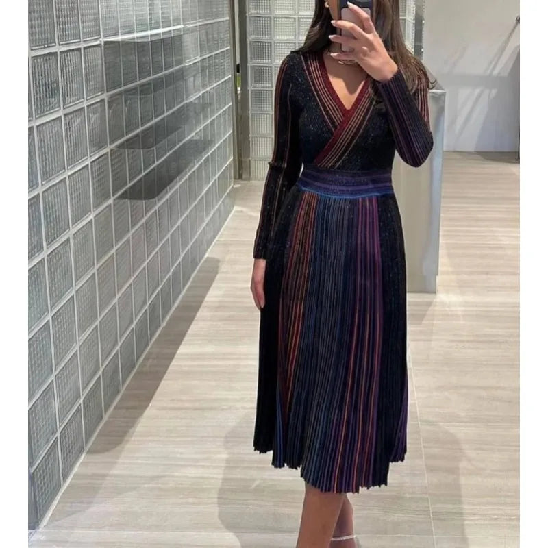GGHK Stylish V-neck Knit Maxi Dress with Metallic Stripes 2024 New Luxury Woman Party Dress Sexy Vintage Robe Elegant Gowns