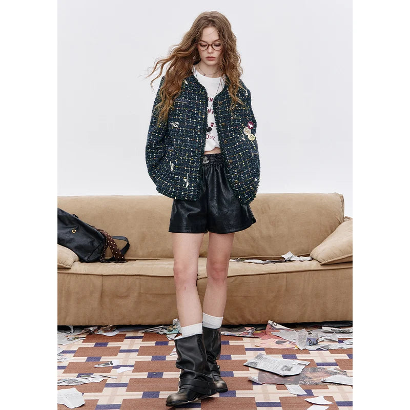 ELFSACK 2025 Autumn New Arrival Elegant French Tweed Premium Brooch Decor Blazer Jacket For Woman