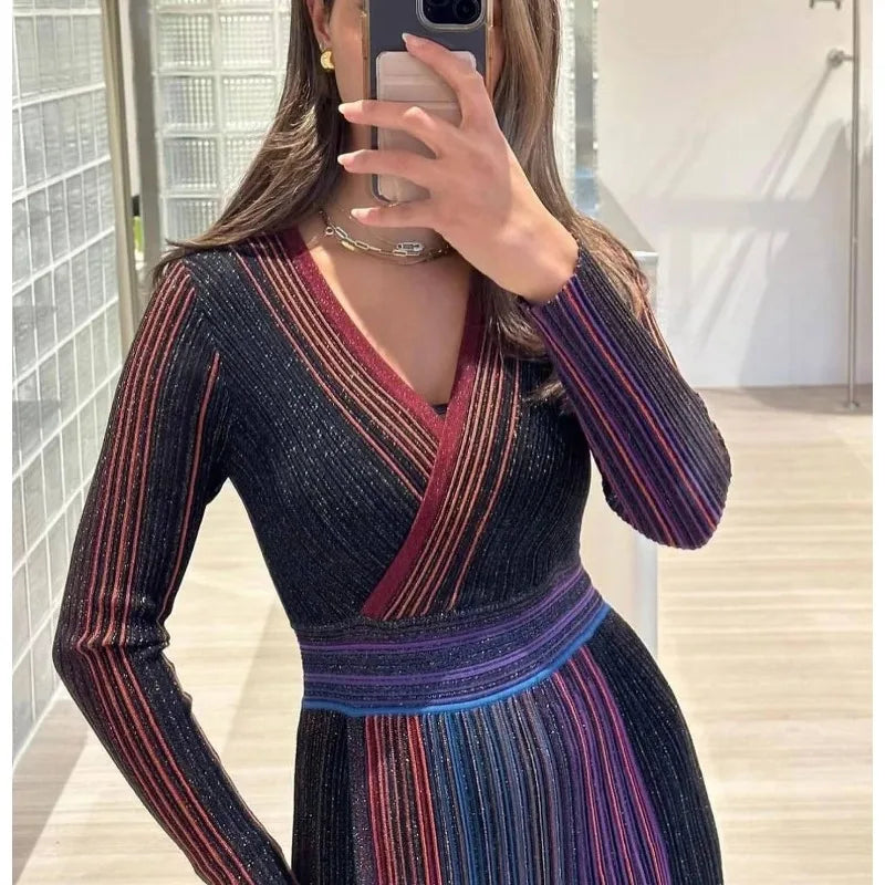 GGHK Stylish V-neck Knit Maxi Dress with Metallic Stripes 2024 New Luxury Woman Party Dress Sexy Vintage Robe Elegant Gowns