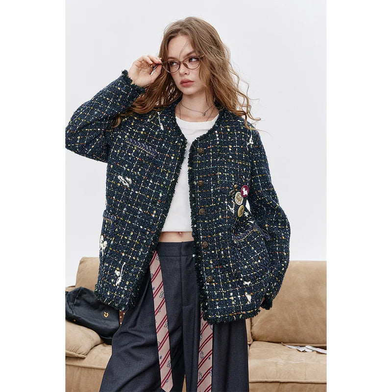 ELFSACK 2025 Autumn New Arrival Elegant French Tweed Premium Brooch Decor Blazer Jacket For Woman