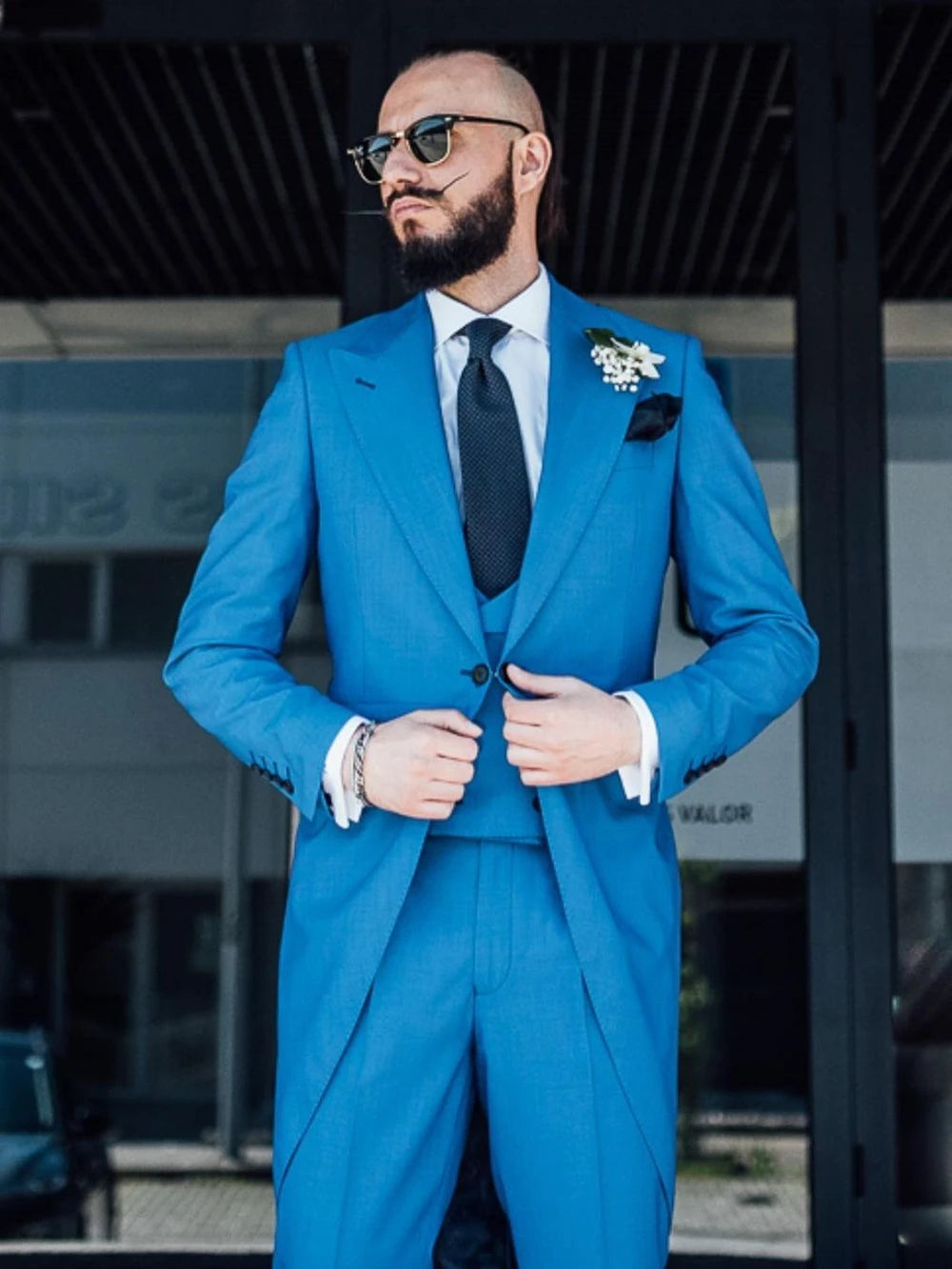 Mens Tuxedo Tailcoat Formal Dress Suits Swallow Tail Coat Black Male Jacket Vest Pants Party Wedding Dance Magic Performance