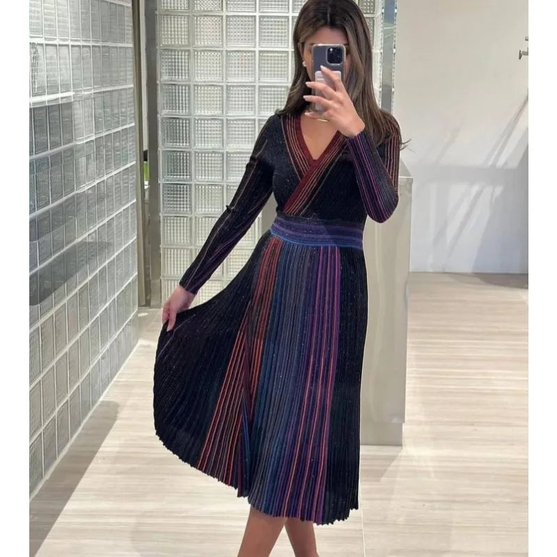 GGHK Stylish V-neck Knit Maxi Dress with Metallic Stripes 2024 New Luxury Woman Party Dress Sexy Vintage Robe Elegant Gowns