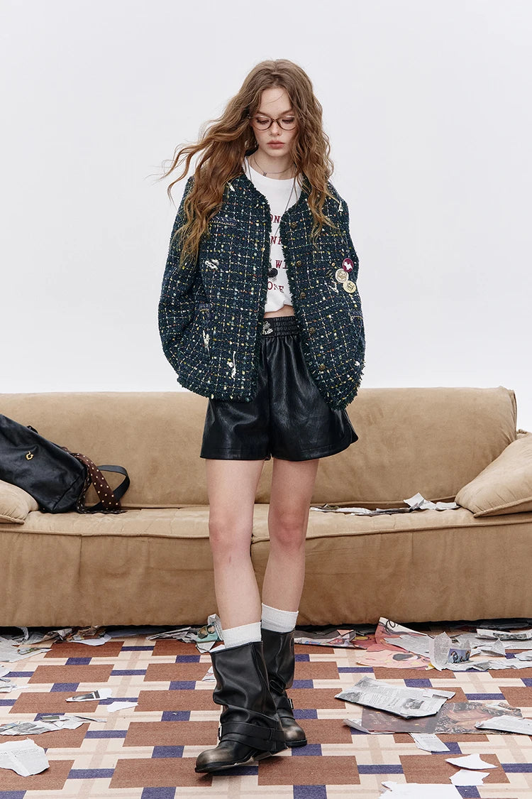 ELFSACK 2025 Autumn New Arrival Elegant French Tweed Premium Brooch Decor Blazer Jacket For Woman