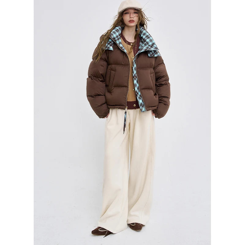 ELFSACK 2025 Winter New Arrivals Reversible Y2K Striped Short High-Neck Hooded Down Jacket For Woman