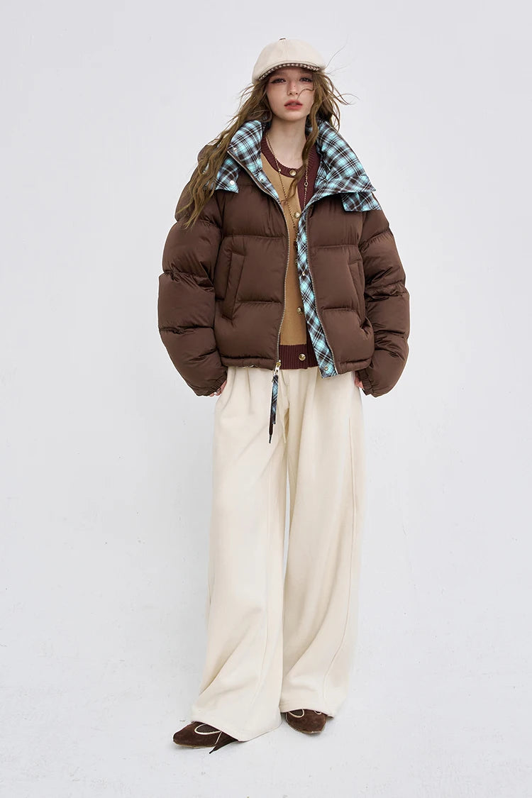 ELFSACK 2025 Winter New Arrivals Reversible Y2K Striped Short High-Neck Hooded Down Jacket For Woman